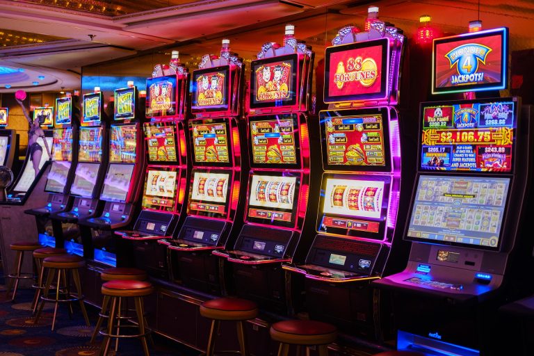 How to Find and Use Online Casino Bonuses for Slot Games